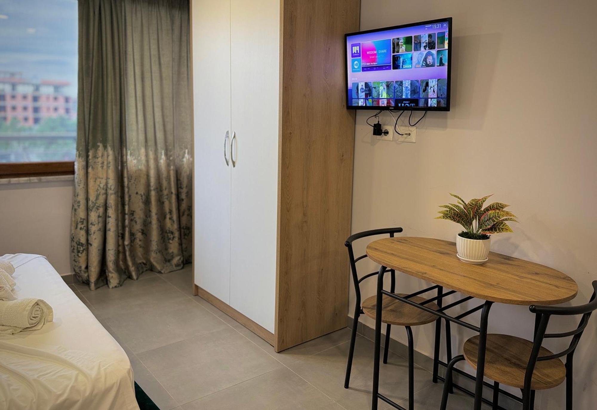 Sea View Apartments Golem  Extérieur photo