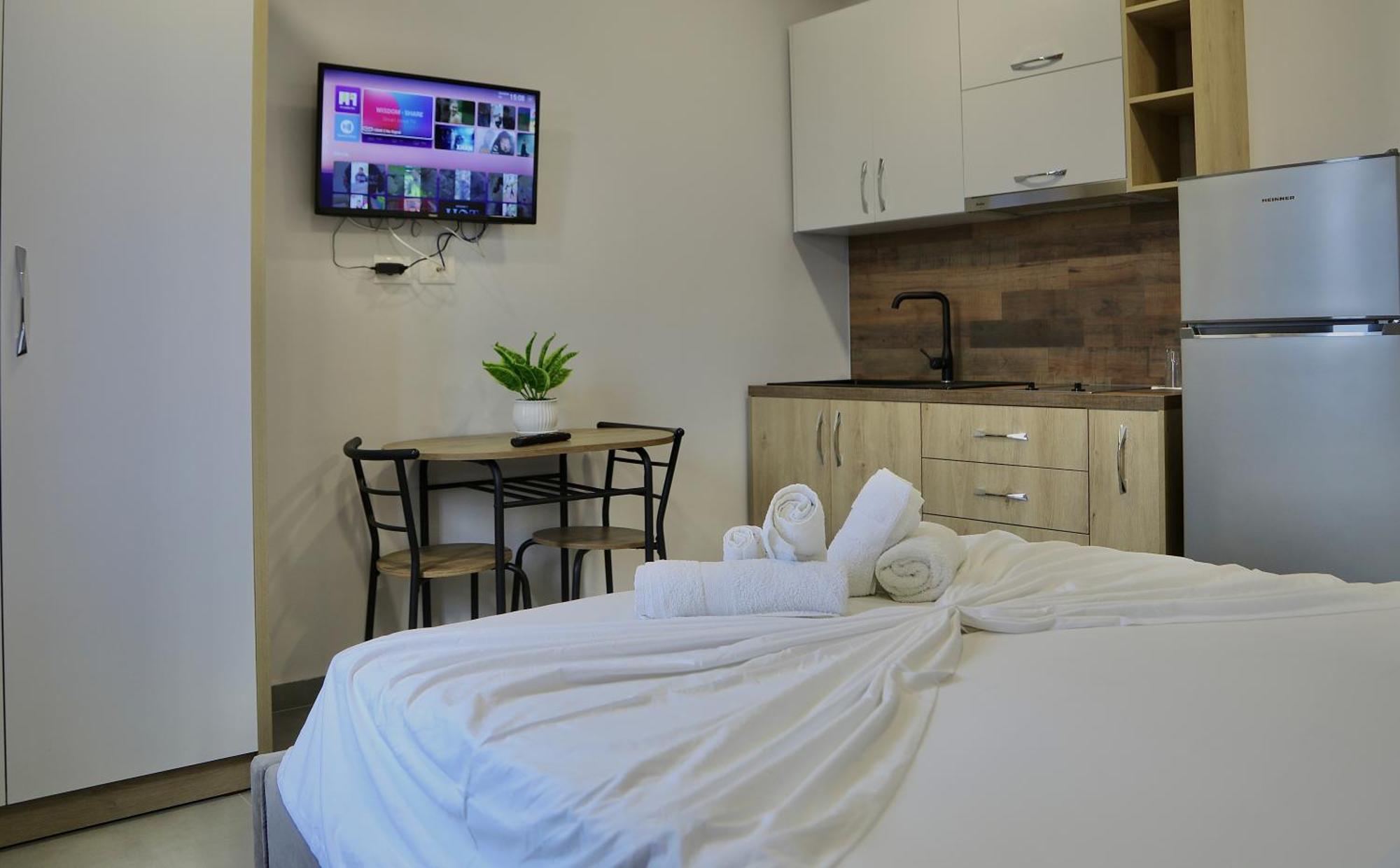Sea View Apartments Golem  Extérieur photo