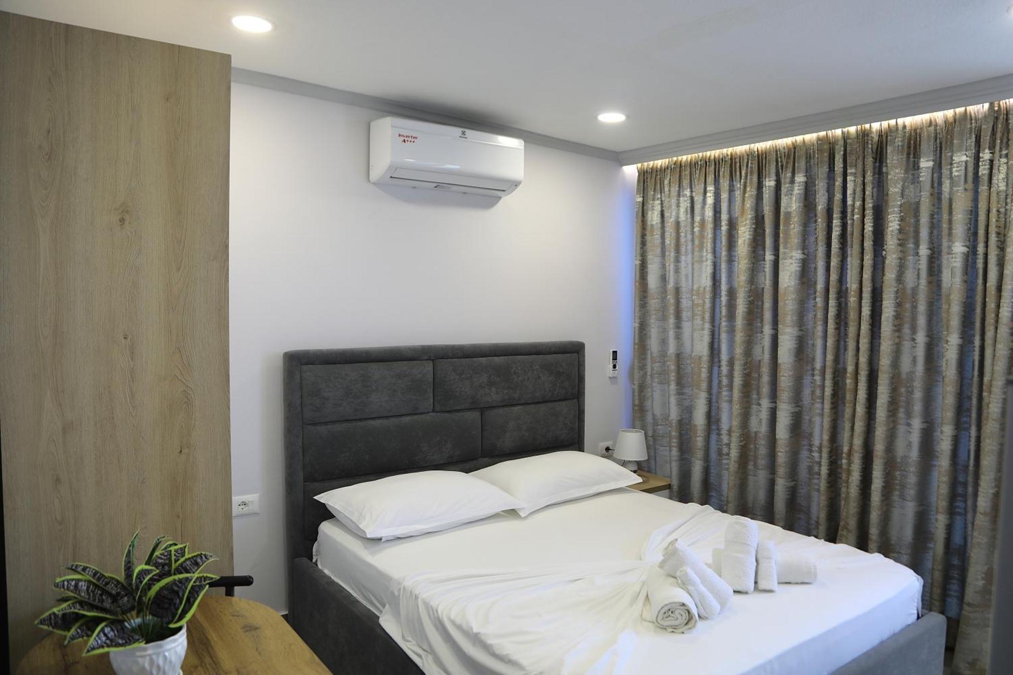 Sea View Apartments Golem  Extérieur photo