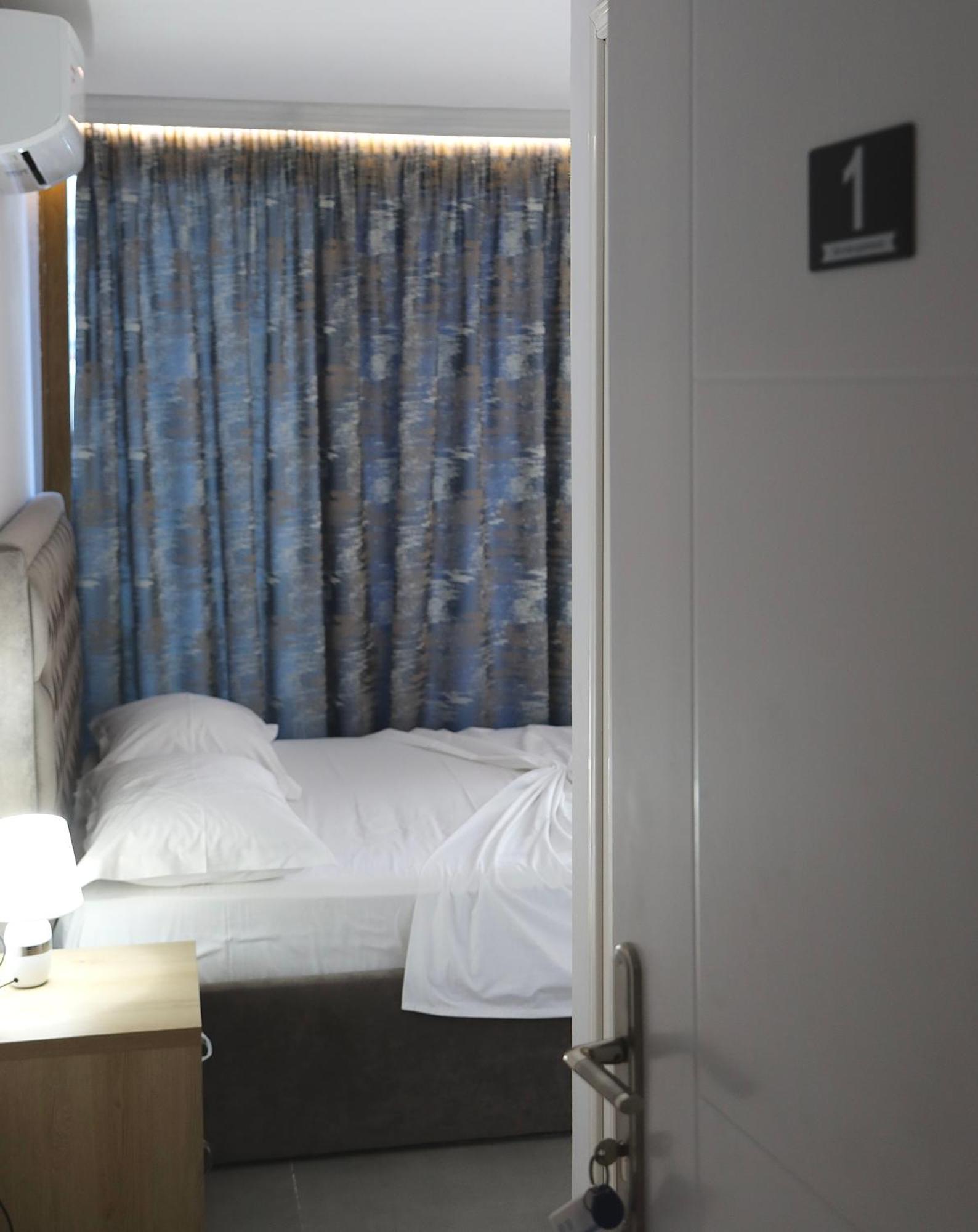Sea View Apartments Golem  Extérieur photo