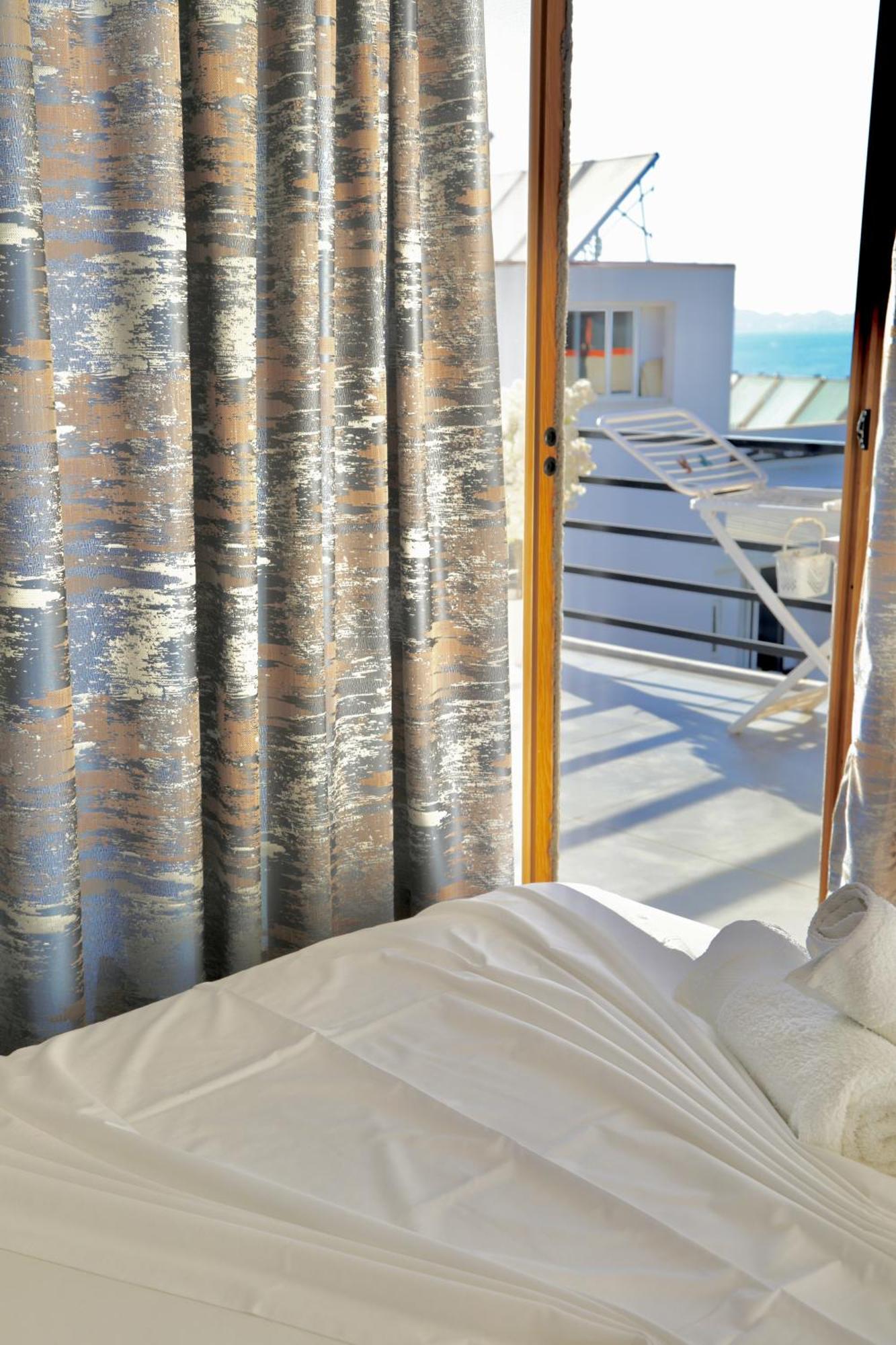 Sea View Apartments Golem  Extérieur photo