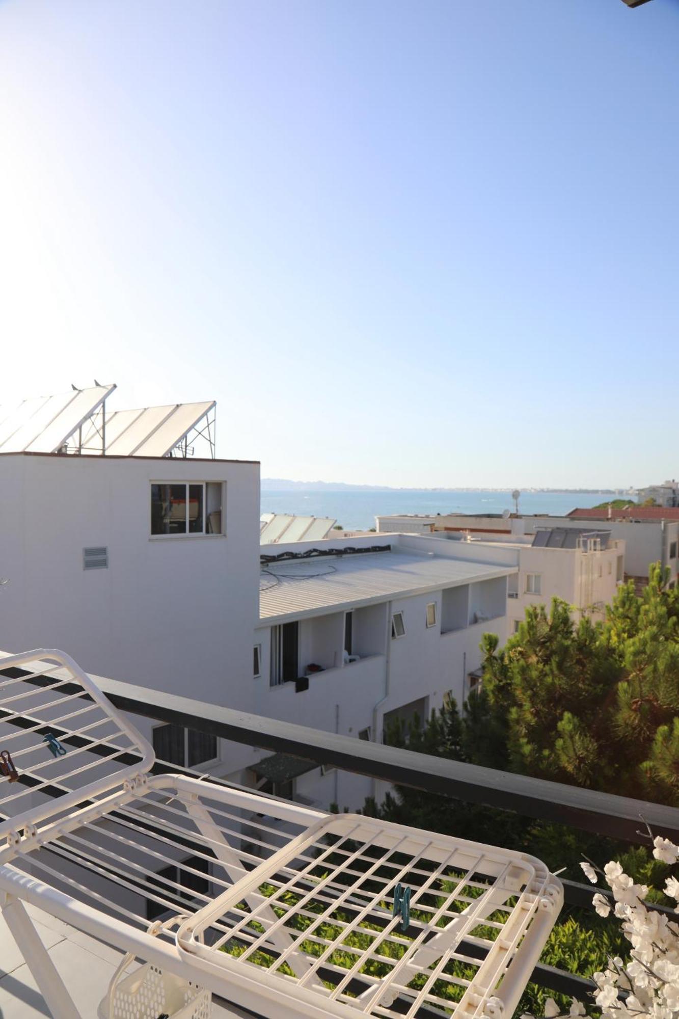 Sea View Apartments Golem  Extérieur photo