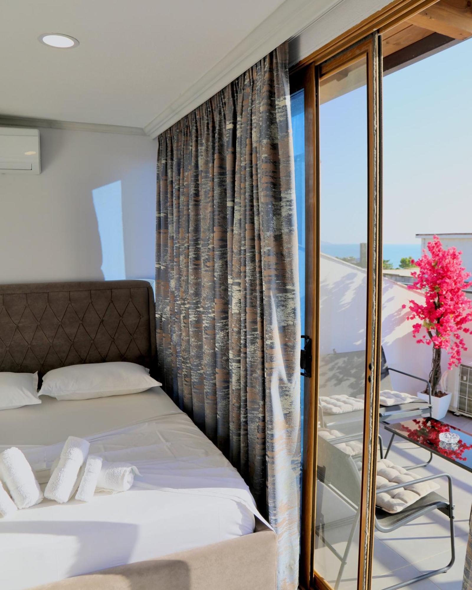 Sea View Apartments Golem  Extérieur photo