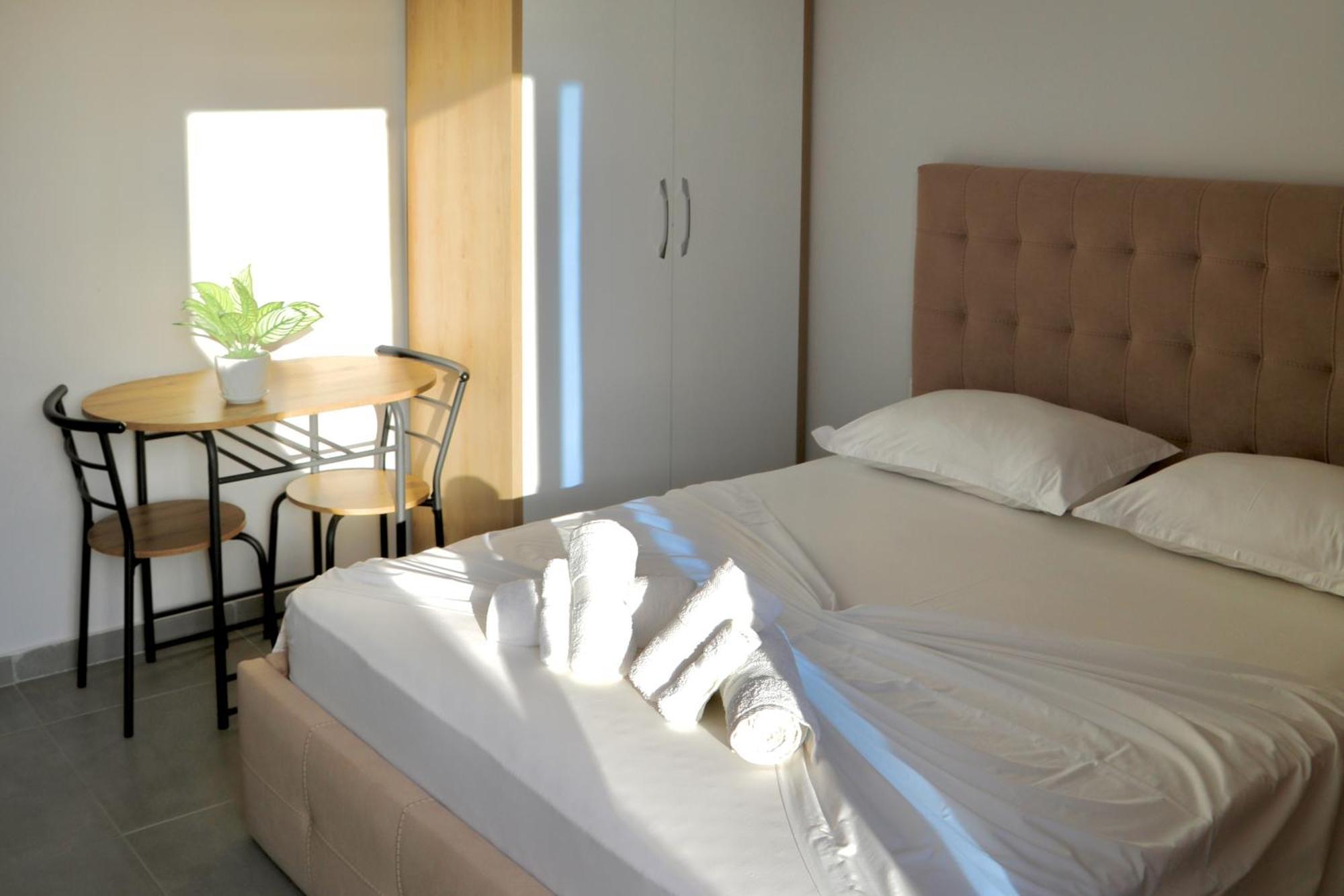 Sea View Apartments Golem  Extérieur photo