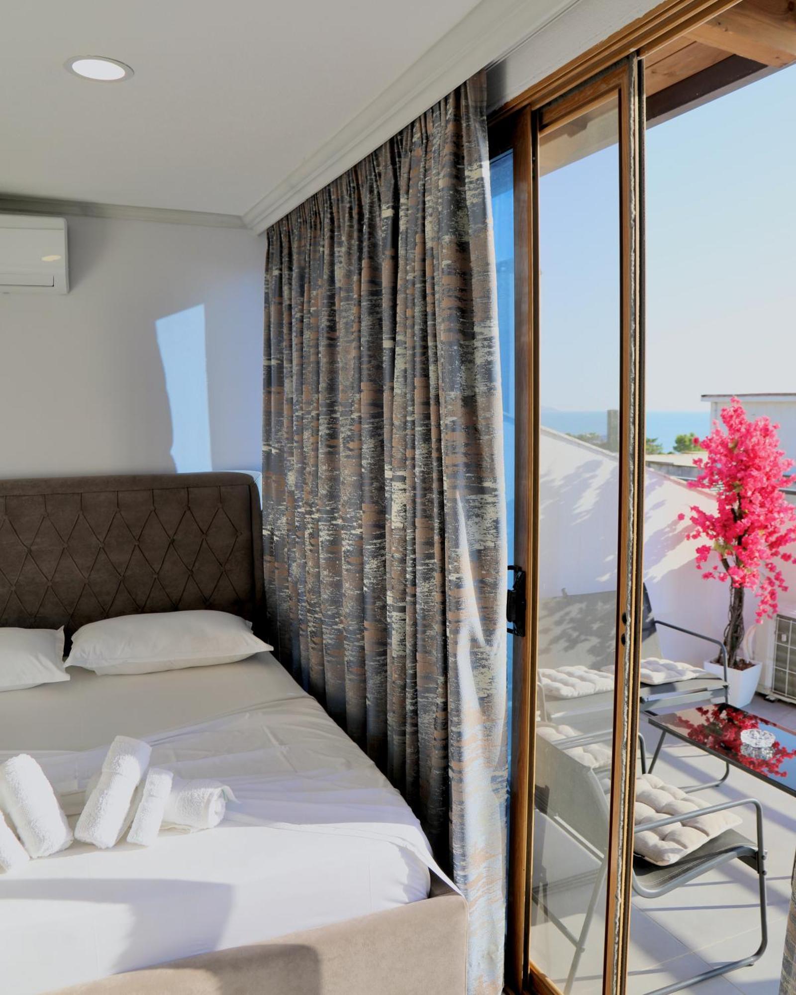 Sea View Apartments Golem  Extérieur photo